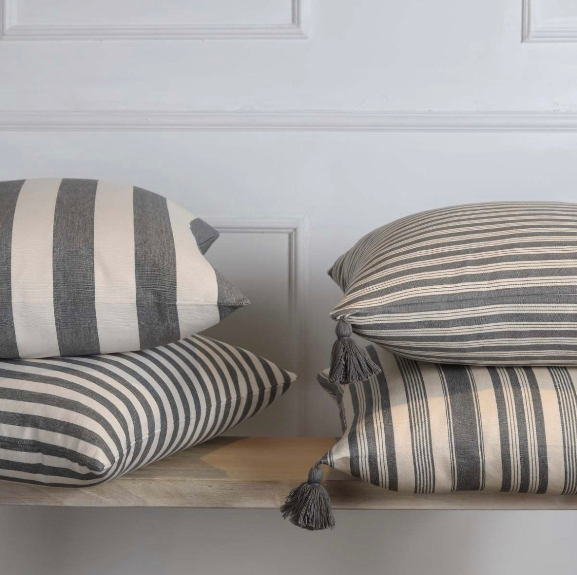 Cushions & Throws