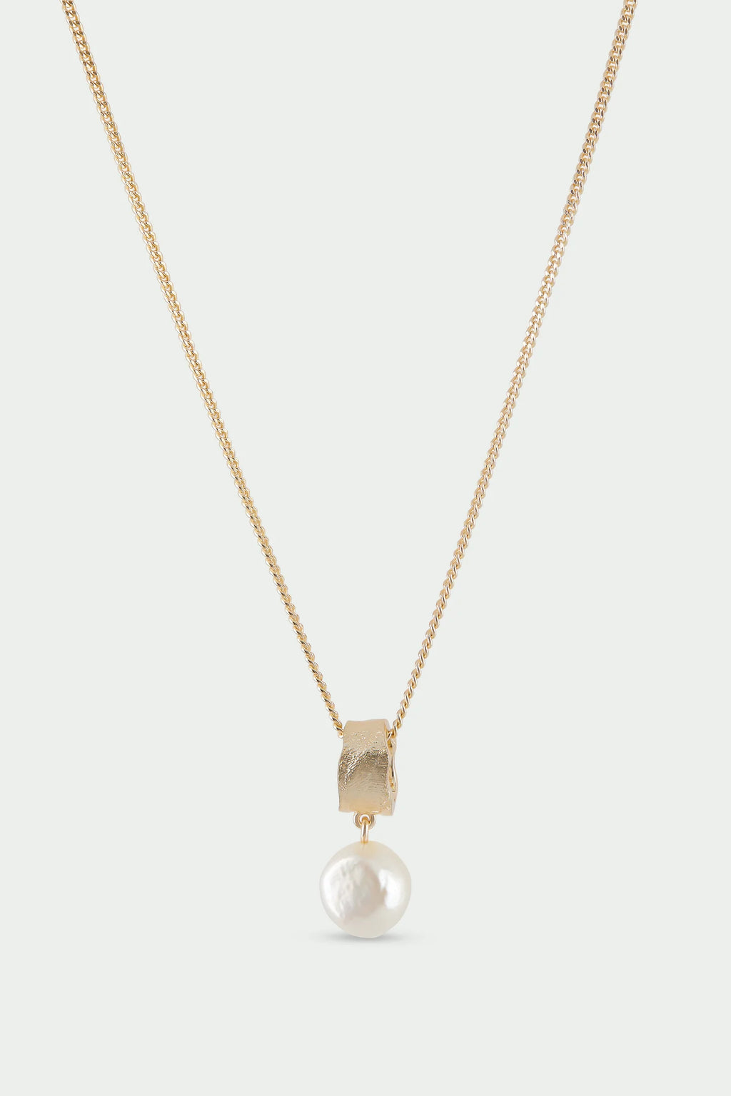 Freshwater Pearl Necklace Gold